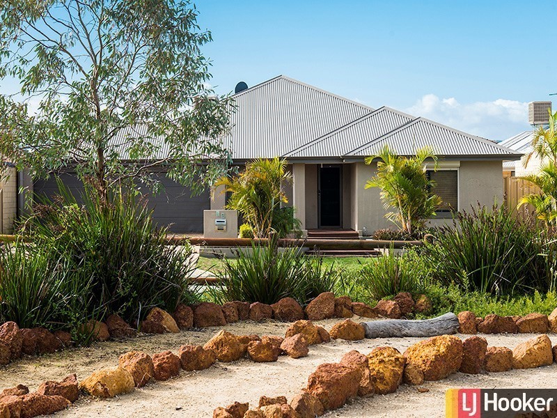 13 Yilgarn Way, Gosnells WA 6110