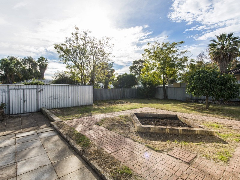 6 Aldworth Crescent, Gosnells WA 6110