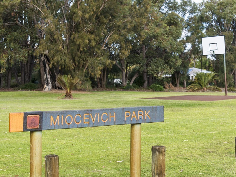 6 Aldworth Crescent, Gosnells WA 6110