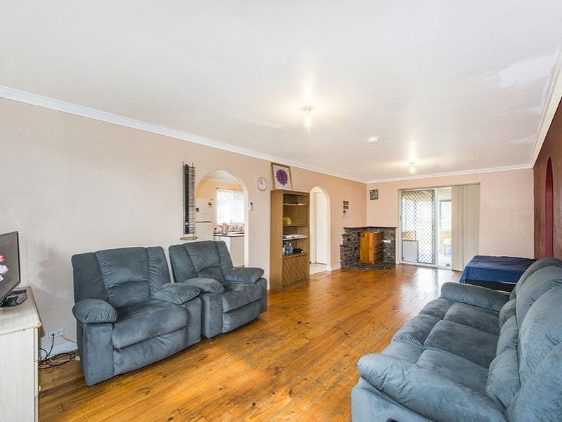 28 Wooramel Crescent, Gosnells WA 6110