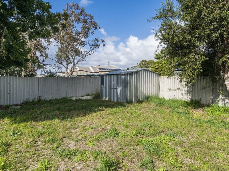 28 Wooramel Crescent, Gosnells WA 6110