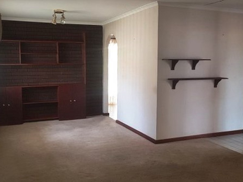 37 Brabham Street, Gosnells WA 6110