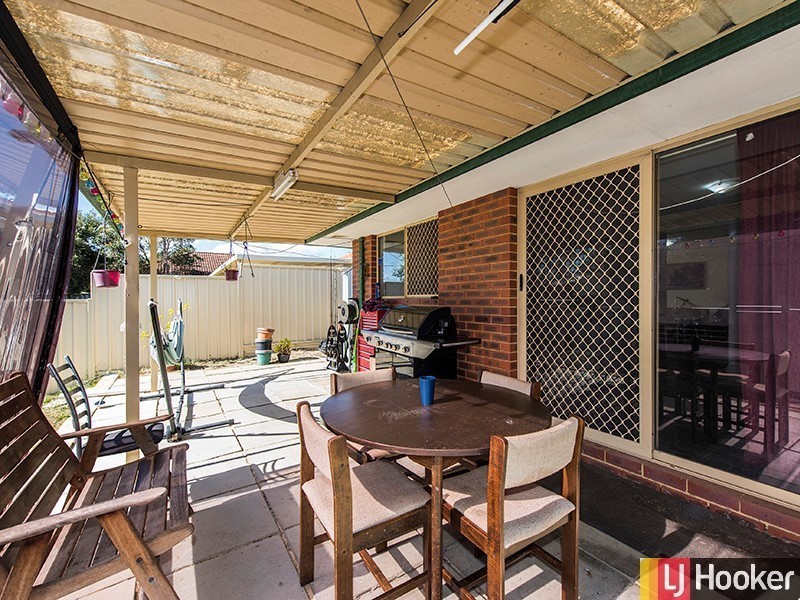 10 Mulline Court, Maddington WA 6109