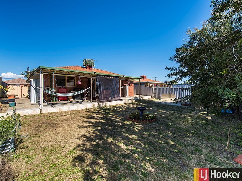 10 Mulline Court, Maddington WA 6109