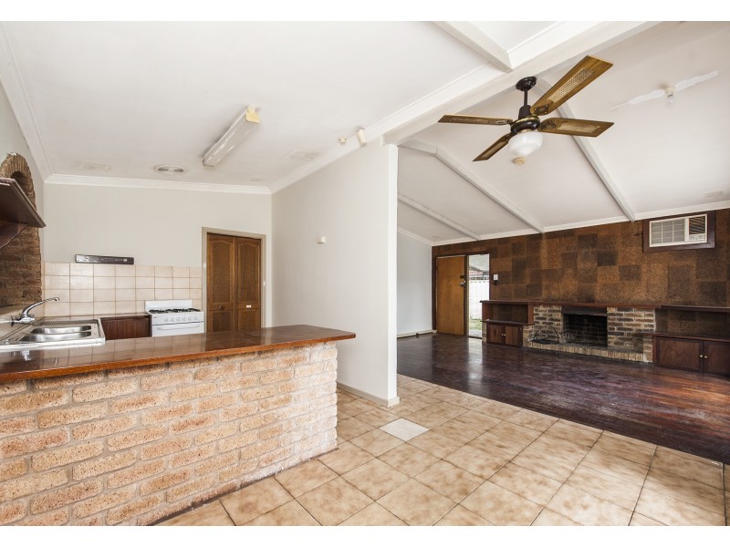 12 Bilich Street, Gosnells WA 6110