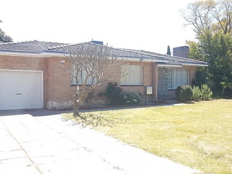 14 Chelsfield Street, Gosnells WA 6110