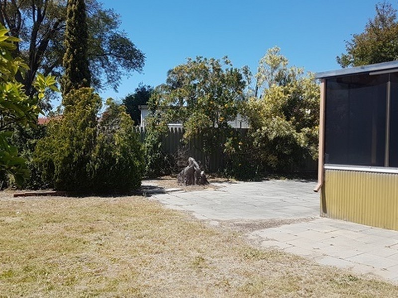 14 Chelsfield Street, Gosnells WA 6110