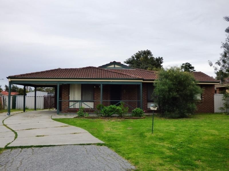 9 Excalibur Circle, Camillo WA 6111