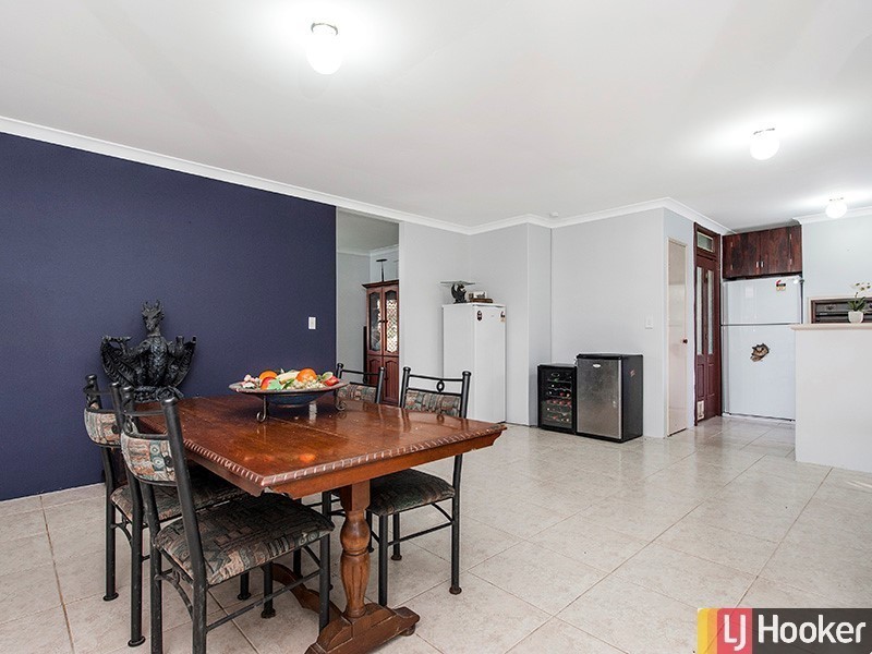 37 Riverbank Drive, Gosnells WA 6110