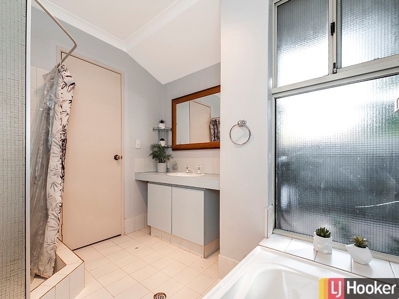 37 Riverbank Drive, Gosnells WA 6110