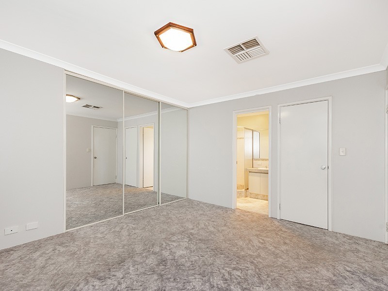 10 Jenal Close, Gosnells WA 6110