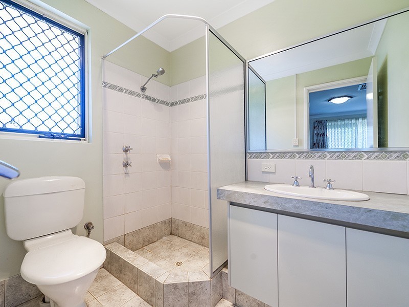 10 Jenal Close, Gosnells WA 6110