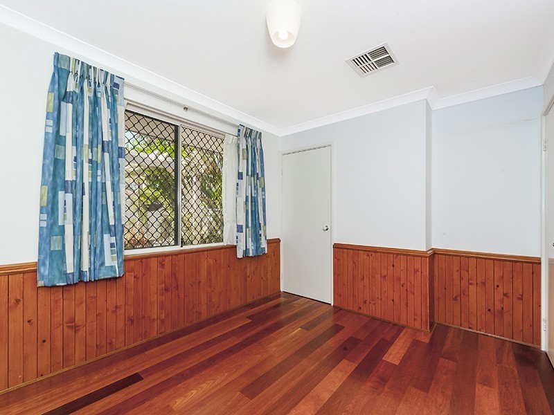 10 Jenal Close, Gosnells WA 6110