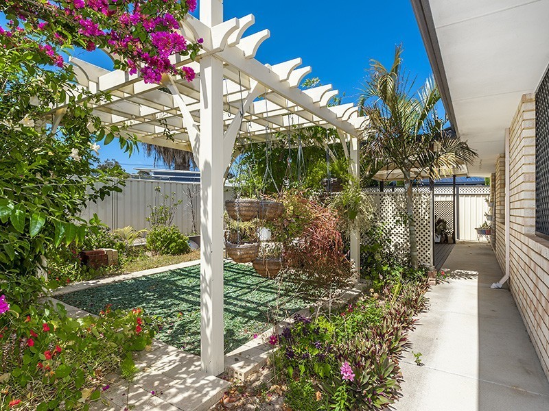 10 Jenal Close, Gosnells WA 6110