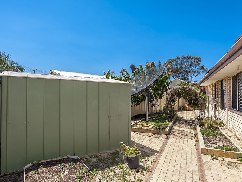 10 Jenal Close, Gosnells WA 6110