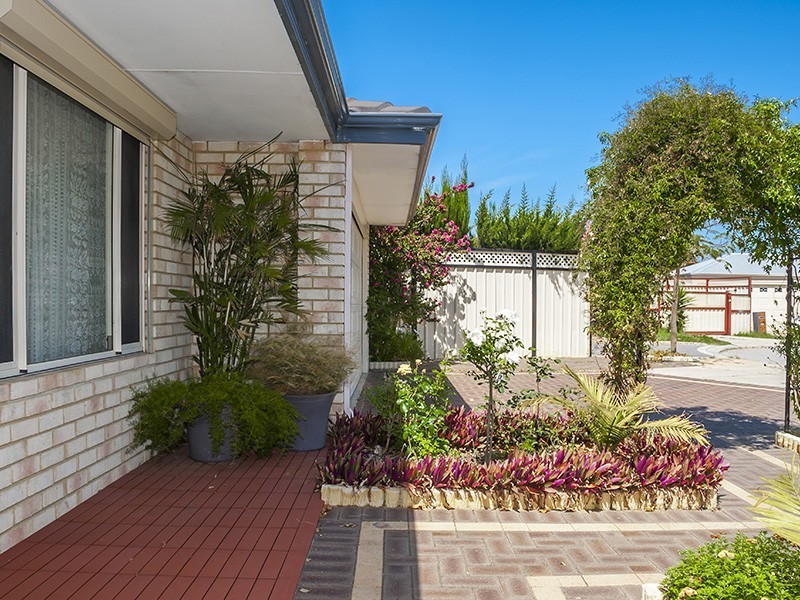 10 Jenal Close, Gosnells WA 6110
