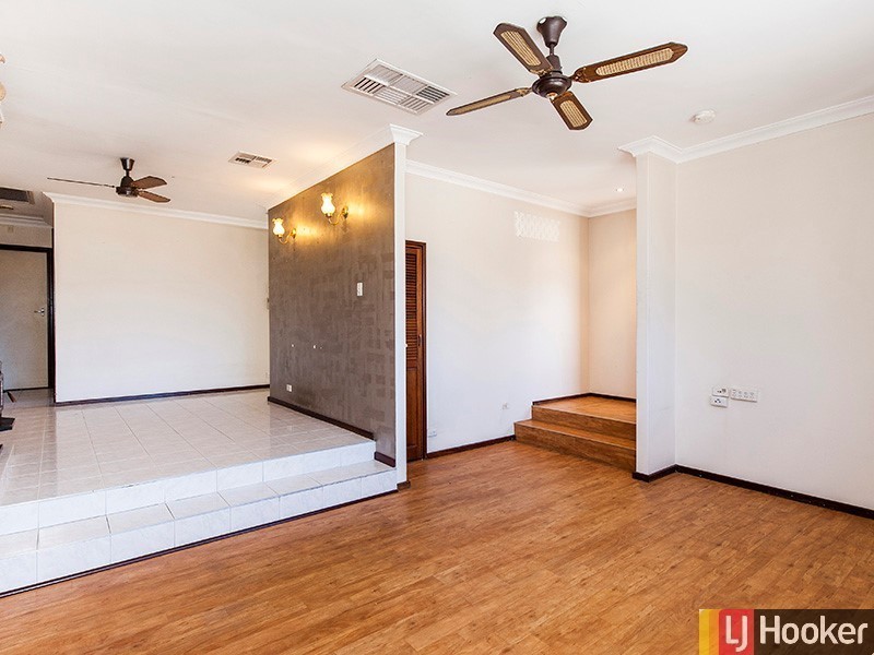 24 Wilfred Road, Thornlie WA 6108