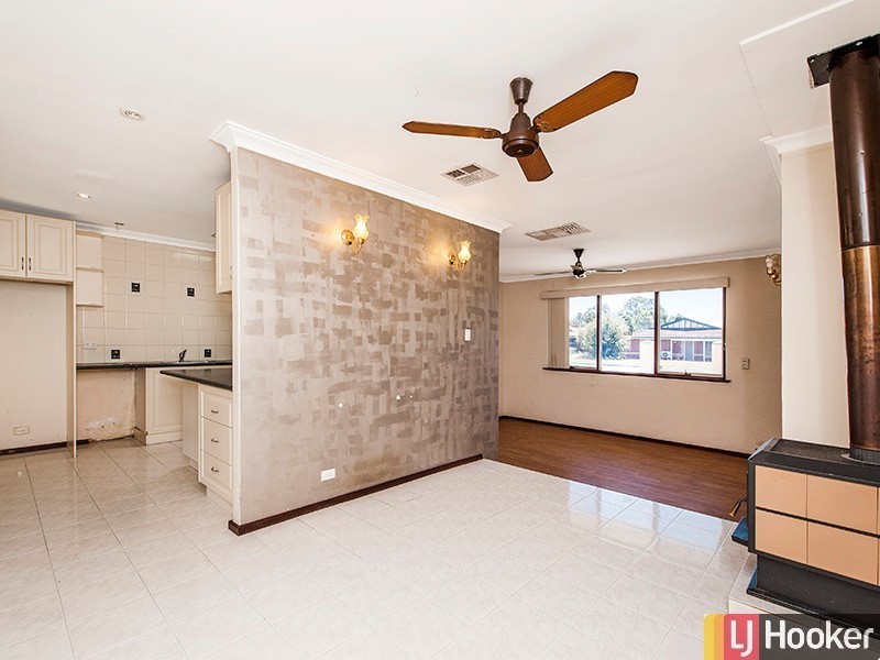 24 Wilfred Road, Thornlie WA 6108