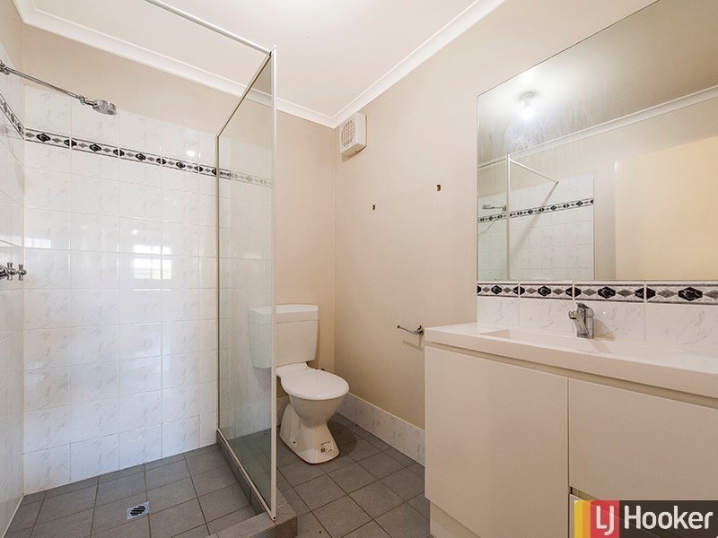 24 Wilfred Road, Thornlie WA 6108