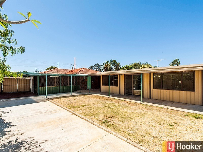 24 Wilfred Road, Thornlie WA 6108