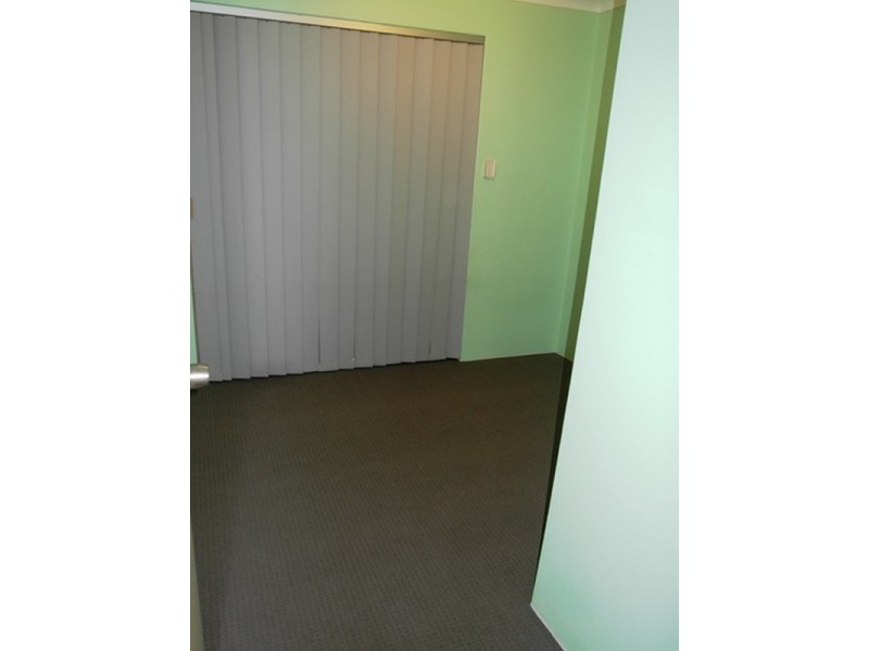 4 Dolara Court, Maddington WA 6109