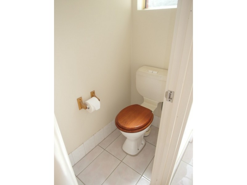 4 Dolara Court, Maddington WA 6109