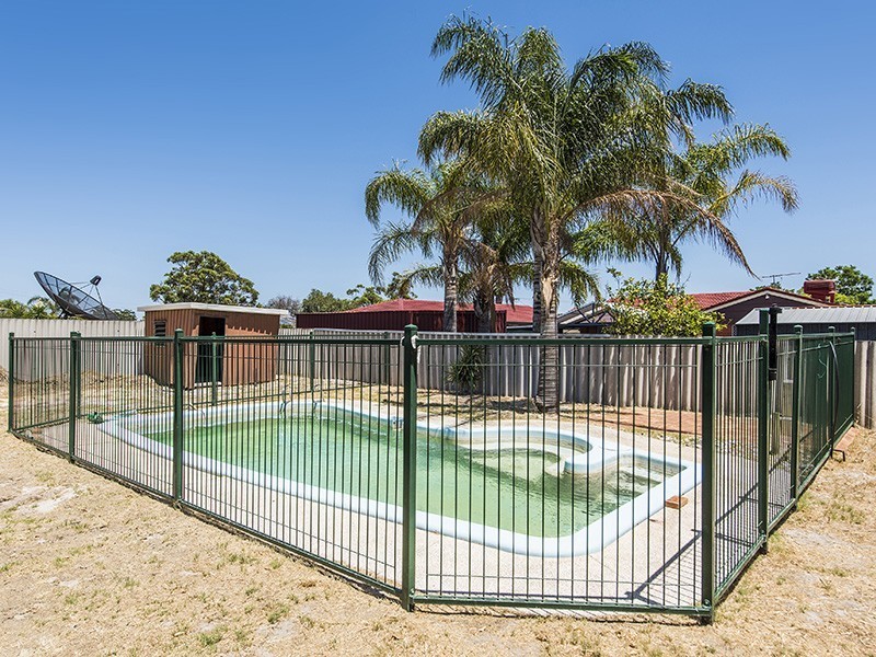 30 Greenough Way, Gosnells WA 6110