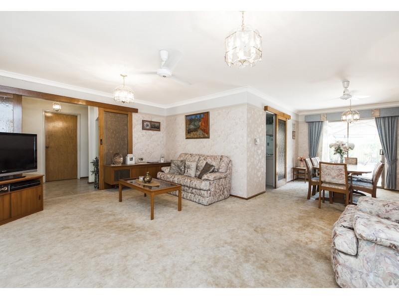 19 Prescott Drive, Gosnells WA 6110