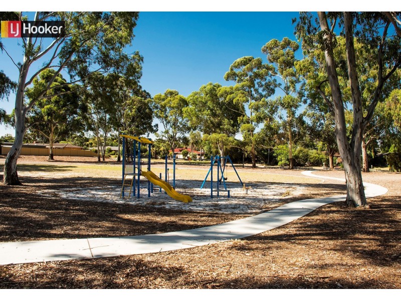 19 Prescott Drive, Gosnells WA 6110