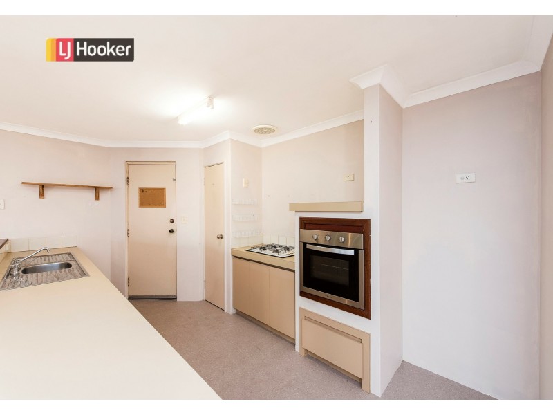 93 Braemore Street, Seville Grove WA 6112