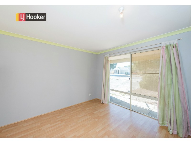 93 Braemore Street, Seville Grove WA 6112