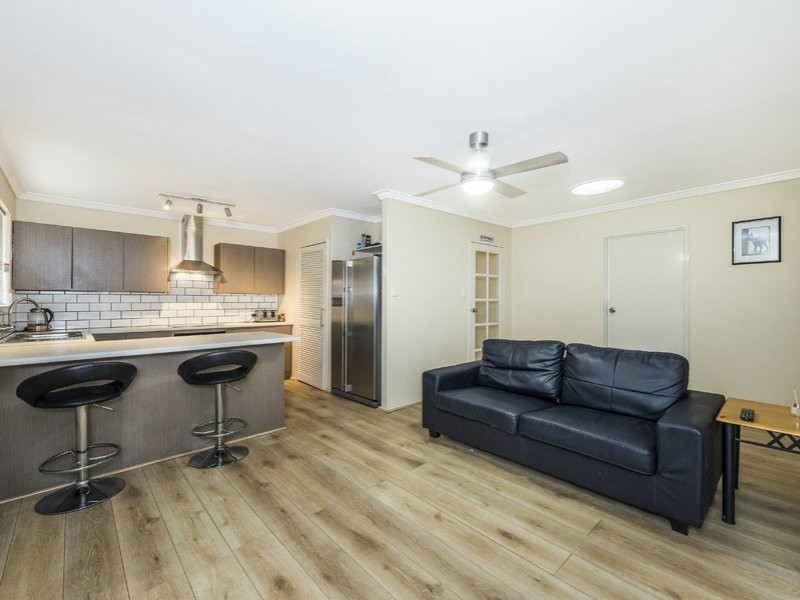 46 Schruth Street North, Kelmscott WA 6111