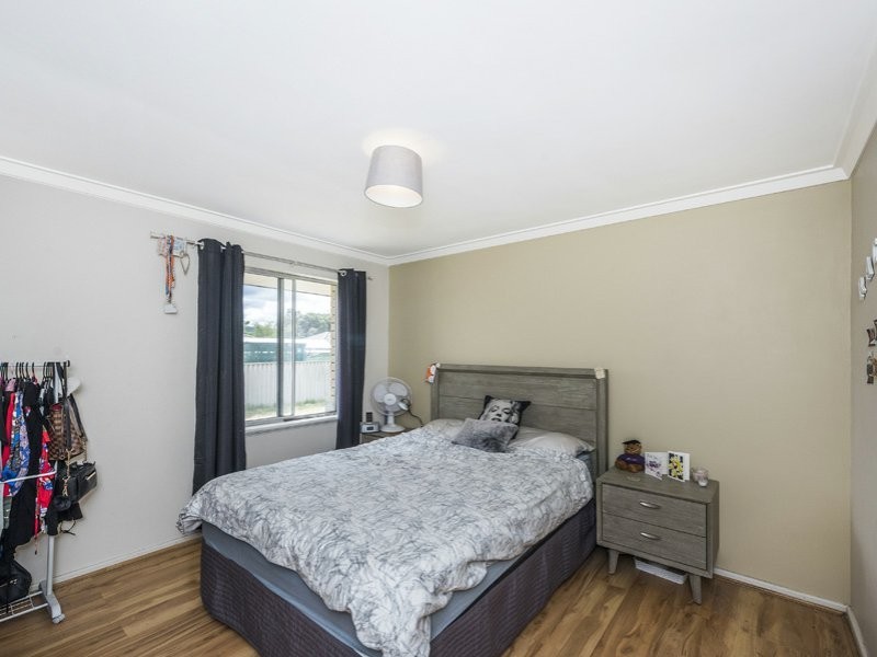 46 Schruth Street North, Kelmscott WA 6111