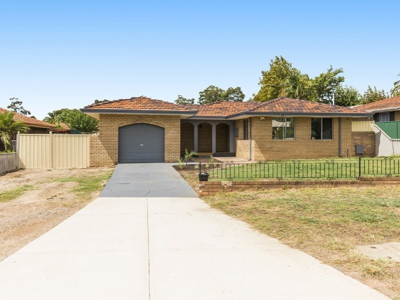 46 Schruth Street North, Kelmscott WA 6111