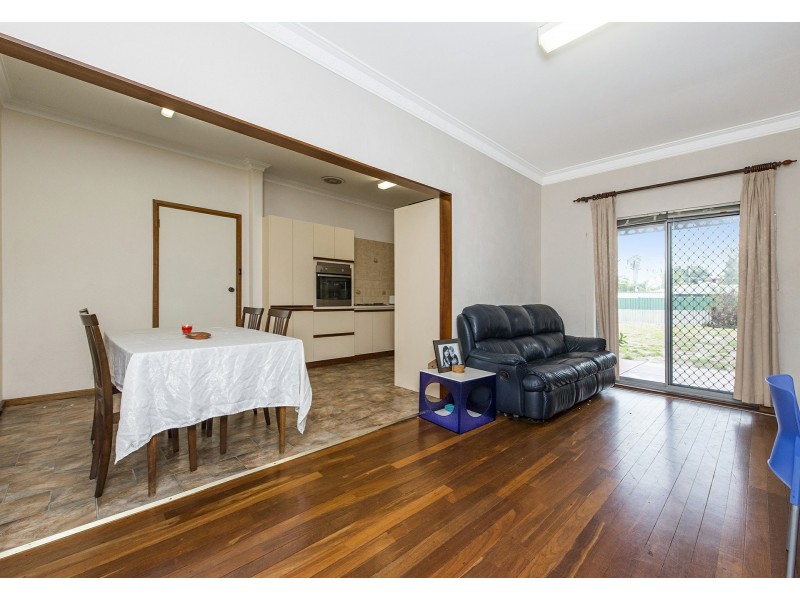 13 Orlestone Street, Gosnells WA 6110