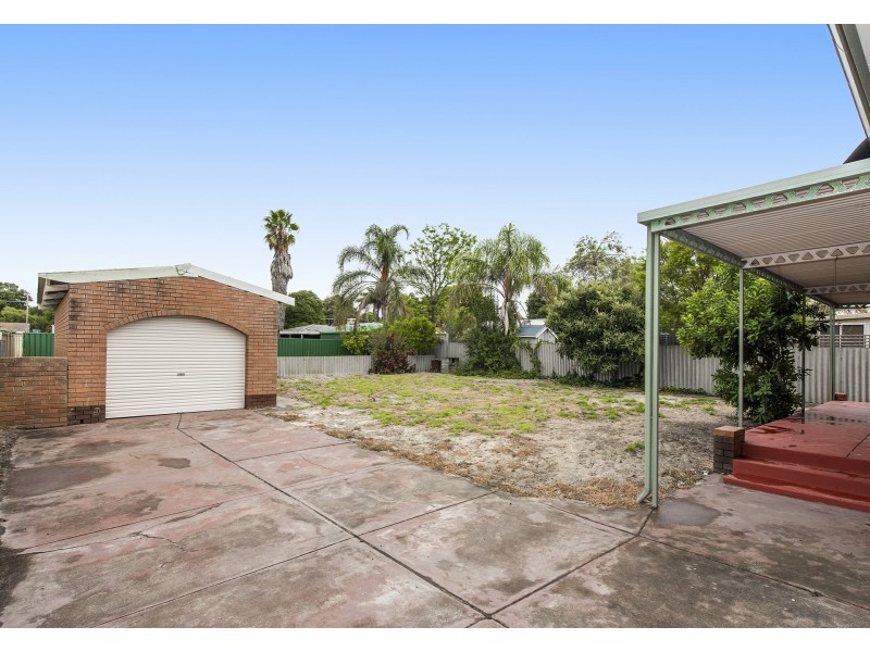13 Orlestone Street, Gosnells WA 6110