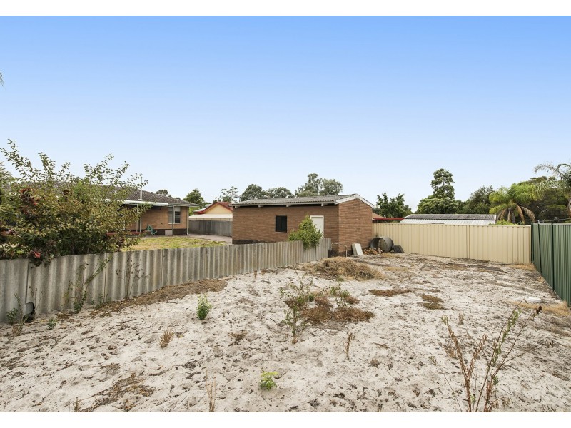 13 Orlestone Street, Gosnells WA 6110