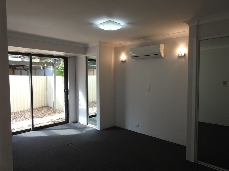 17 Southern River Road, Gosnells WA 6110