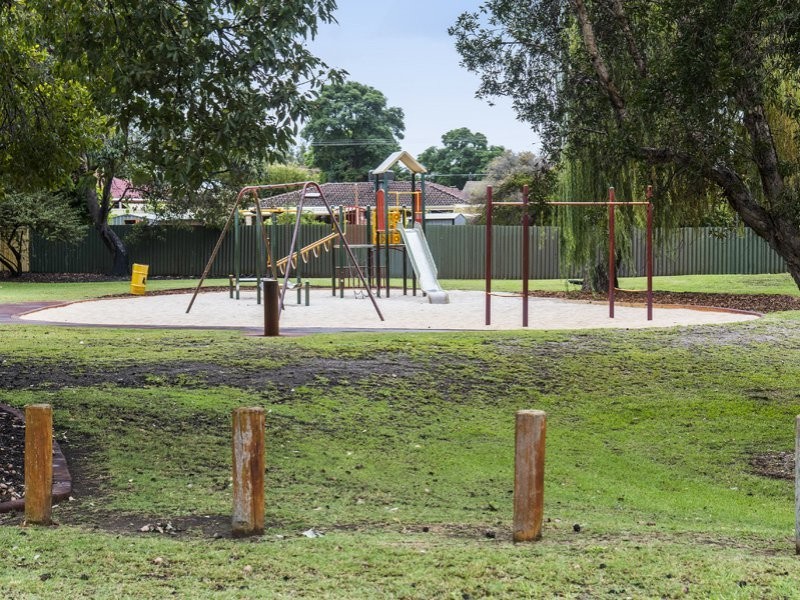 25 King Street, Gosnells WA 6110