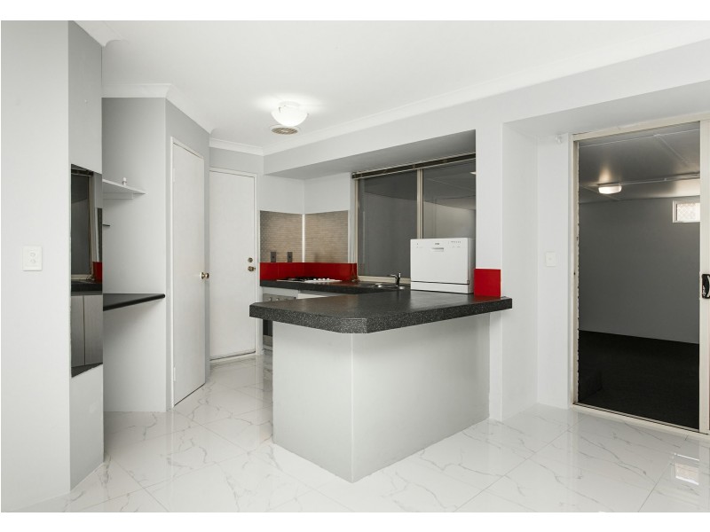 67 Lauterbach Drive, Gosnells WA 6110