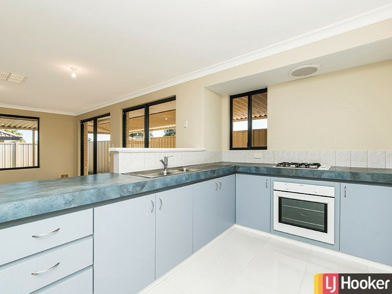 79 Crandon Street, Gosnells WA 6110