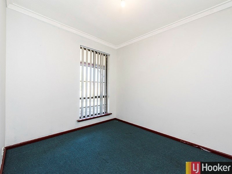 4 Walker Place, Gosnells WA 6110