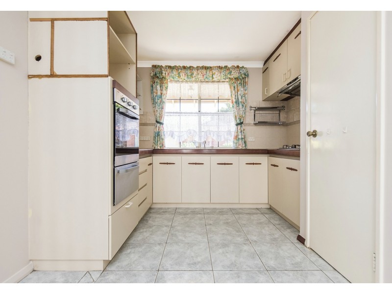 2/180 Hicks Street, Gosnells WA 6110