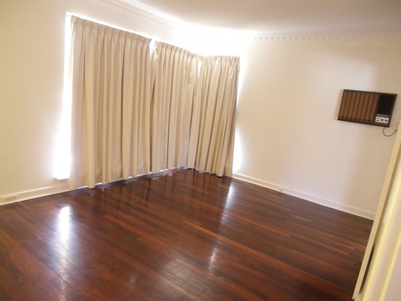 16 King Street, Gosnells WA 6110