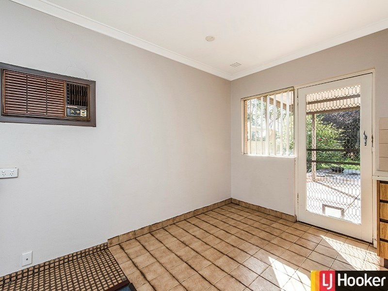 8 Belyea Street, Gosnells WA 6110