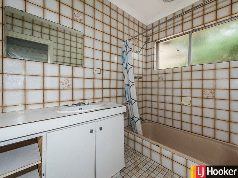 8 Belyea Street, Gosnells WA 6110