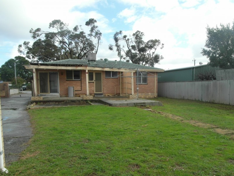 18 Eileen Street, Gosnells WA 6110