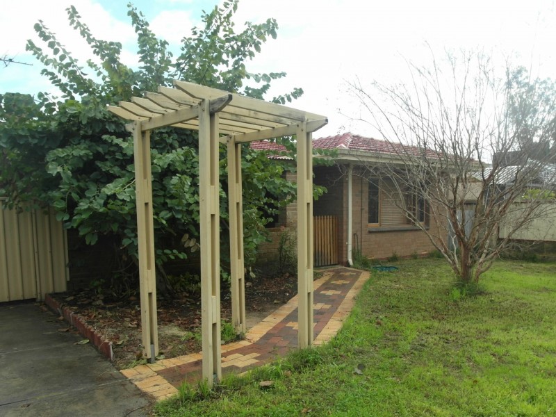 17 Ecton Street, Gosnells WA 6110