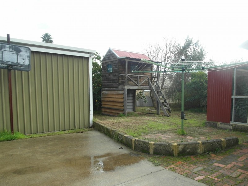 17 Ecton Street, Gosnells WA 6110