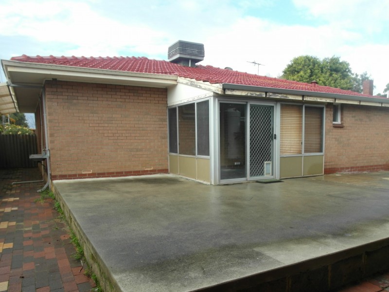 17 Ecton Street, Gosnells WA 6110